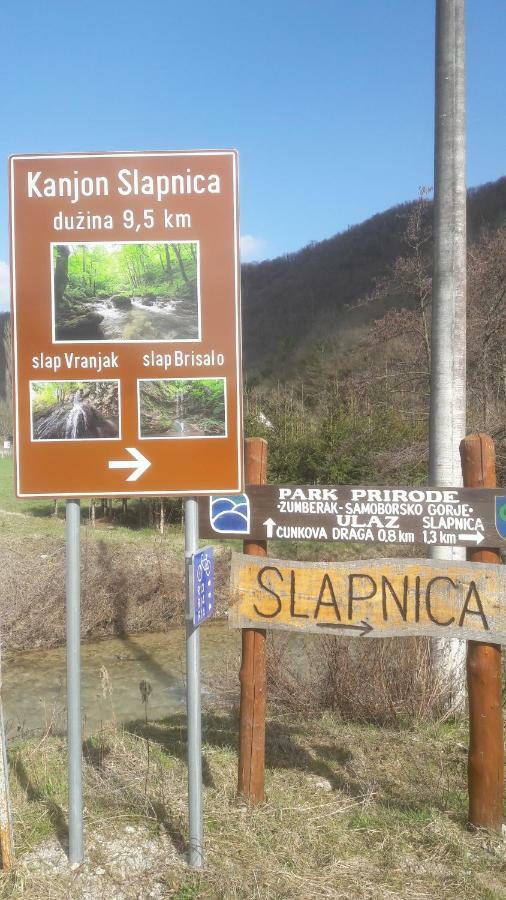 Mobile Home Slapnica U Parku Prirode Zumberak Krasic Exteriör bild